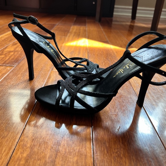New! Size 8 Cole Haan 3” Heeled Black Crystal Sandals with Nike Air Technology - Picture 3 of 6